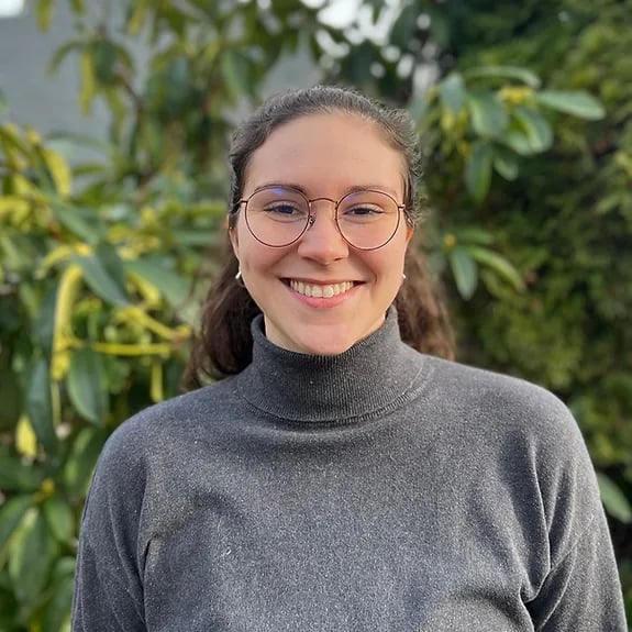 LILIANE STEWART, Research Assistant